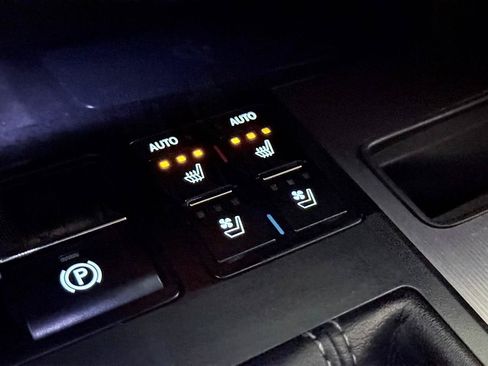 Used 2022 Lexus RX 350 F Sport w/ Accessory Package AWD/4WD image 38