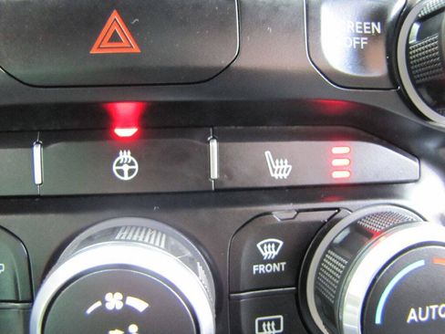 Used 2022 RAM 1500 Big Horn AWD/4WD image 47