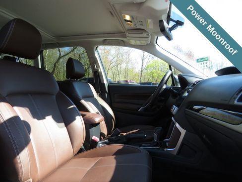 Used 2018 Subaru Forester 2.5i Touring AWD/4WD image 13
