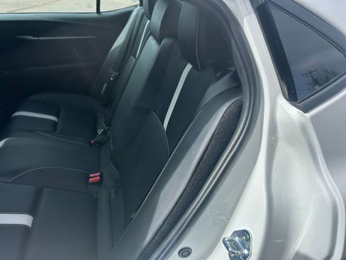 Used 2025 Toyota Camry SE image 23