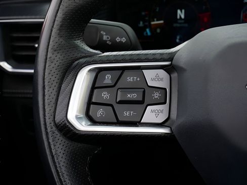 Used 2025 Ford Mustang GT Premium RWD image 18