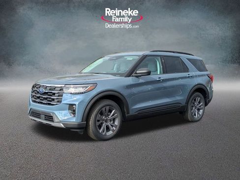 New 2026 Ford Explorer Active w/ Active Comfort Package AWD/4WD image 1