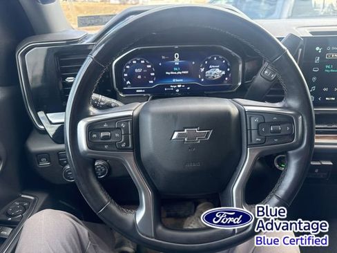 Used 2023 Chevrolet Silverado 1500 RST w/ Rally Edition AWD/4WD image 18