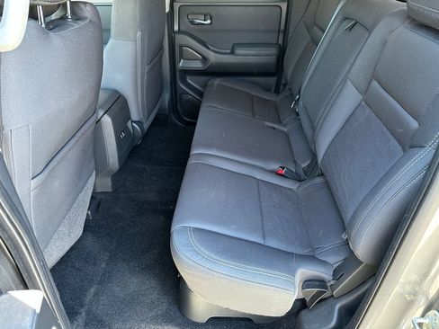 Used 2022 Nissan Frontier SV w/ Technology Package AWD/4WD image 20