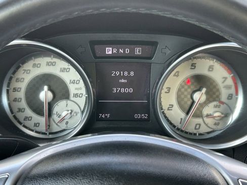 Used 2013 Mercedes-Benz SLK 250 image 22