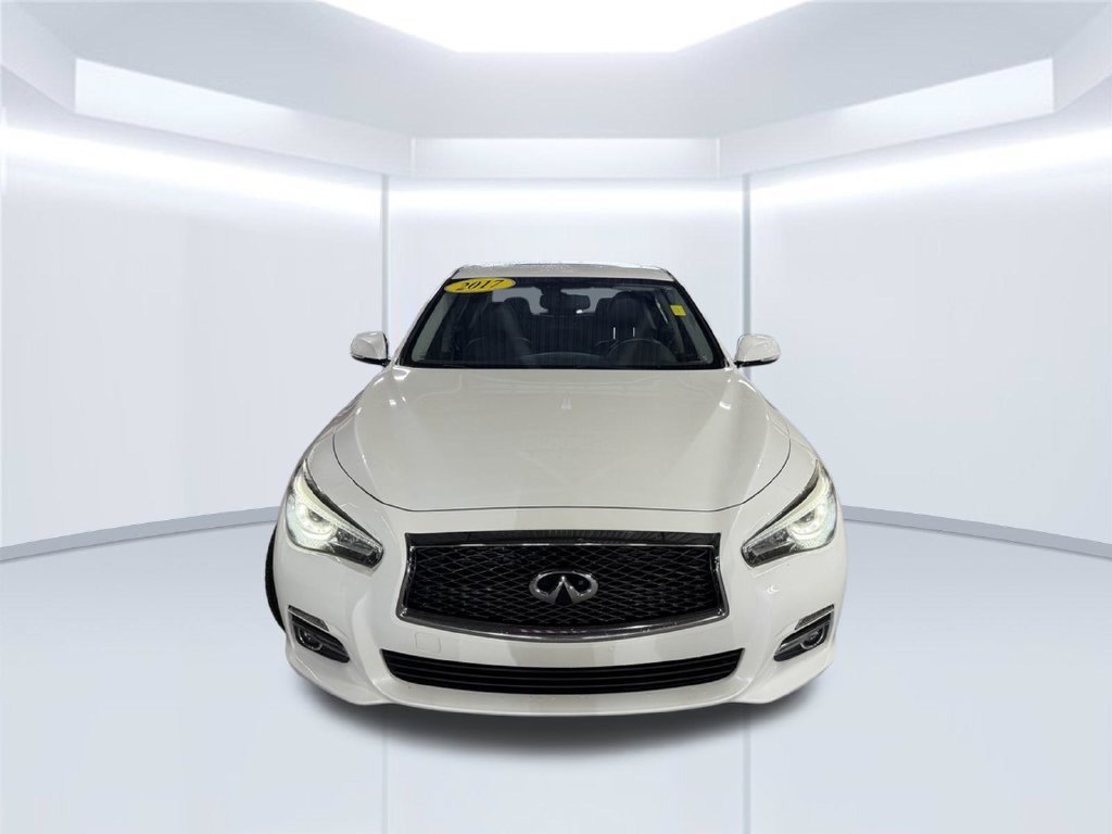 Used 2017 INFINITI Q50 Premium w/ 2.0T Premium Plus Package RWD image 3
