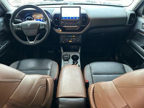 Used 2023 Ford Bronco Sport Outer Banks w/ Tech Package AWD/4WD image 11
