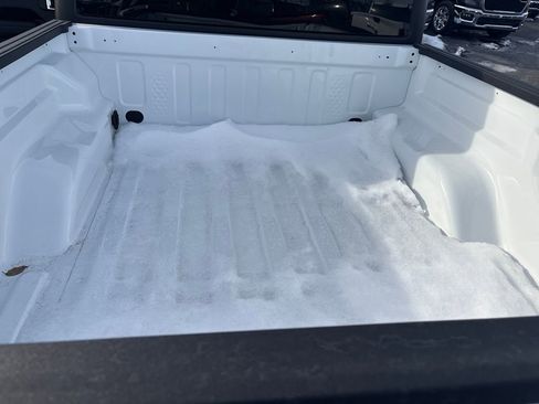 New 2026 Jeep Gladiator Sport AWD/4WD image 21