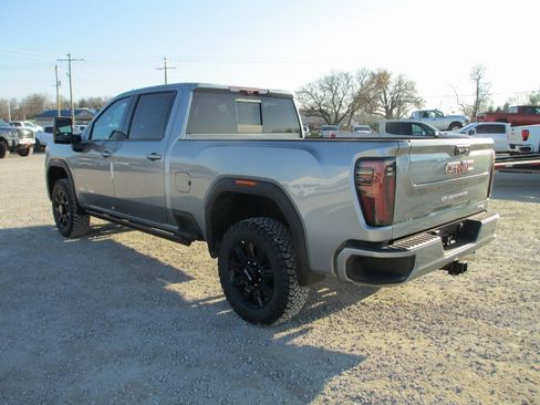 New 2026 GMC Sierra 2500 AT4 w/ AT4 Premium Plus Package image 8