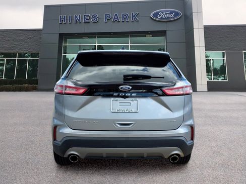 Used 2024 Ford Edge Titanium AWD/4WD image 5