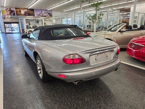 Used 2001 Jaguar XKR Convertible RWD image 7