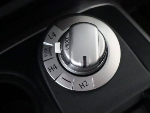 Used 2017 Toyota 4Runner SR5 Premium image 35