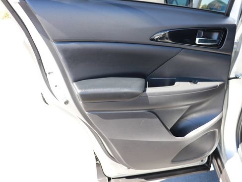 Used 2024 Mitsubishi Eclipse Cross SE AWD/4WD image 12