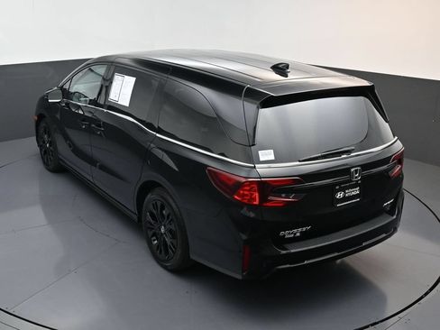Used 2025 Honda Odyssey Sport-L image 21