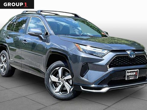 Used 2023 Toyota RAV4 SE w/ Weather & Moonroof Package AWD/4WD image 3