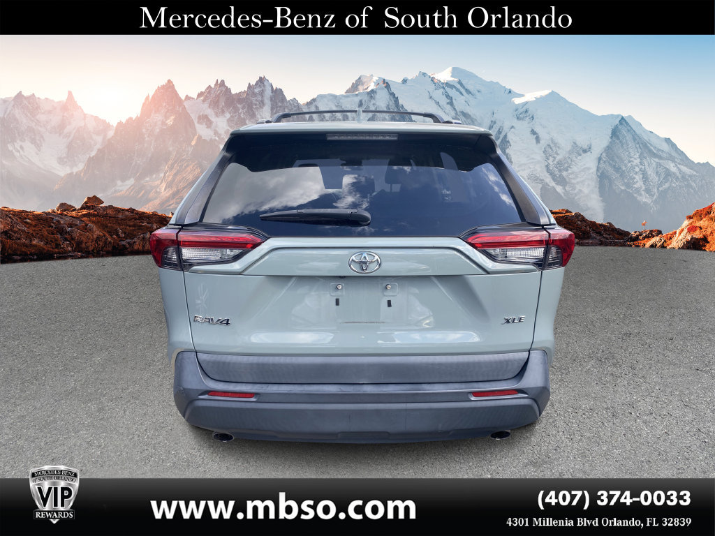 Used 2019 Toyota RAV4 XLE w/ Convenience Package FWD image 19