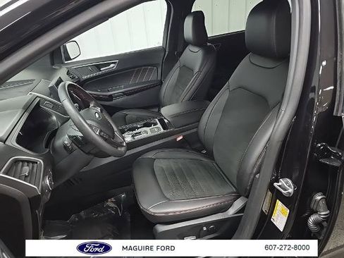 Certified 2022 Ford Edge ST-Line w/ Class II Trailer Tow Package image 32