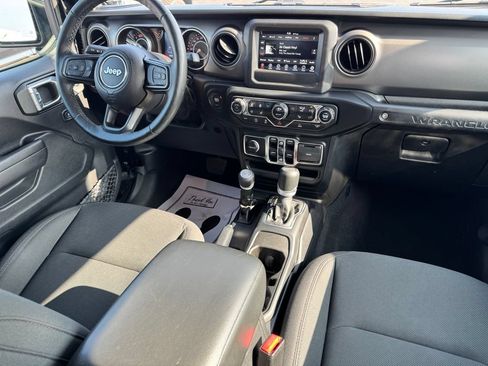 Used 2023 Jeep Wrangler Unlimited Sport AWD/4WD image 12