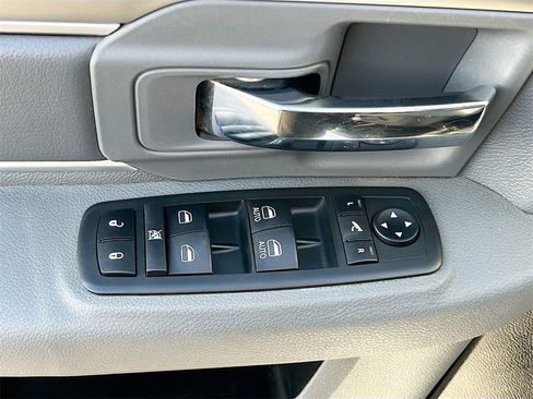 Used 2019 RAM 1500 Big Horn image 17