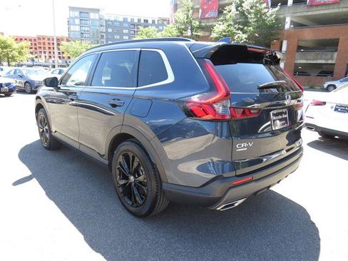 Used 2024 Honda CR-V Sport Touring image 2