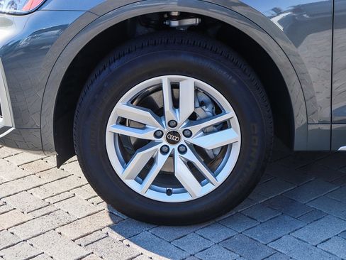 Used 2024 Audi Q5 2.0T Premium image 12