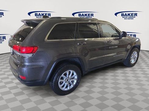 Used 2021 Jeep Grand Cherokee Laredo image 4