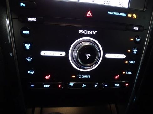 Used 2019 Ford Explorer Sport w/ Ford Safe & Smart Package AWD/4WD image 15