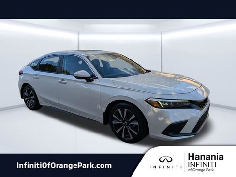 Used 2024 Honda Civic EX-L image 1