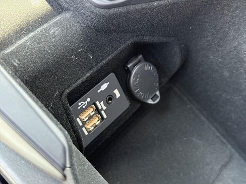 Used 2025 Lexus IS 300 F Sport AWD/4WD image 40