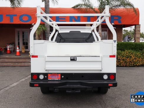 Used 2019 Ford F350 XLT image 8