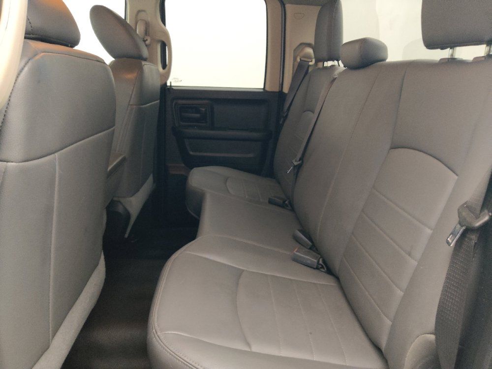 Used 2019 RAM 1500 Tradesman w/ Chrome Appearance Group AWD/4WD image 18