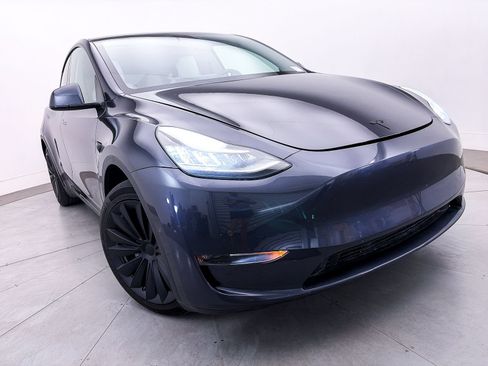 Used 2020 Tesla Model Y Long Range AWD/4WD image 3