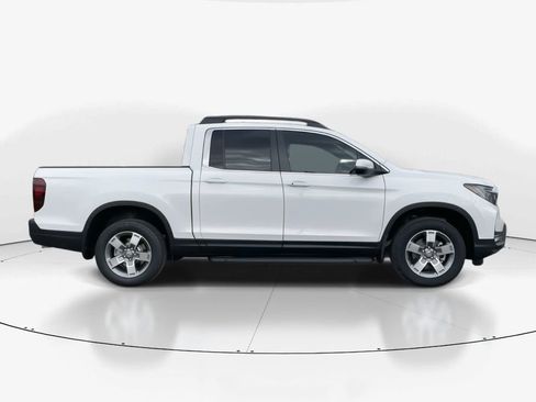 Used 2025 Honda Ridgeline RTL image 6