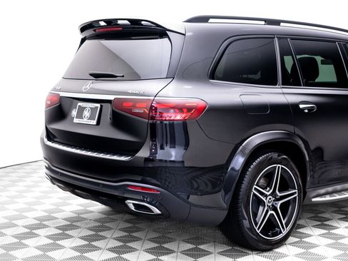 Used 2024 Mercedes-Benz GLS 450 4MATIC image 37