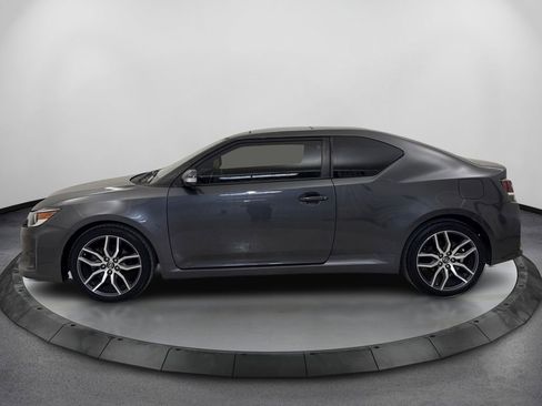 Used 2015 Scion tC FWD image 8