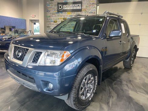 Used 2020 Nissan Frontier PRO-4X w/ Pro-4x Utility Package AWD/4WD image 6