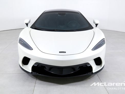 Used 2022 McLaren GT image 4