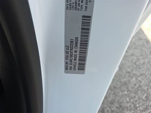 New 2026 Chrysler Pacifica Select image 41