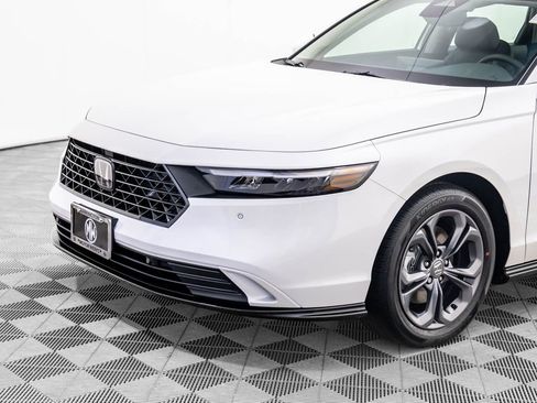 Certified 2025 Honda Accord EX-L image 33