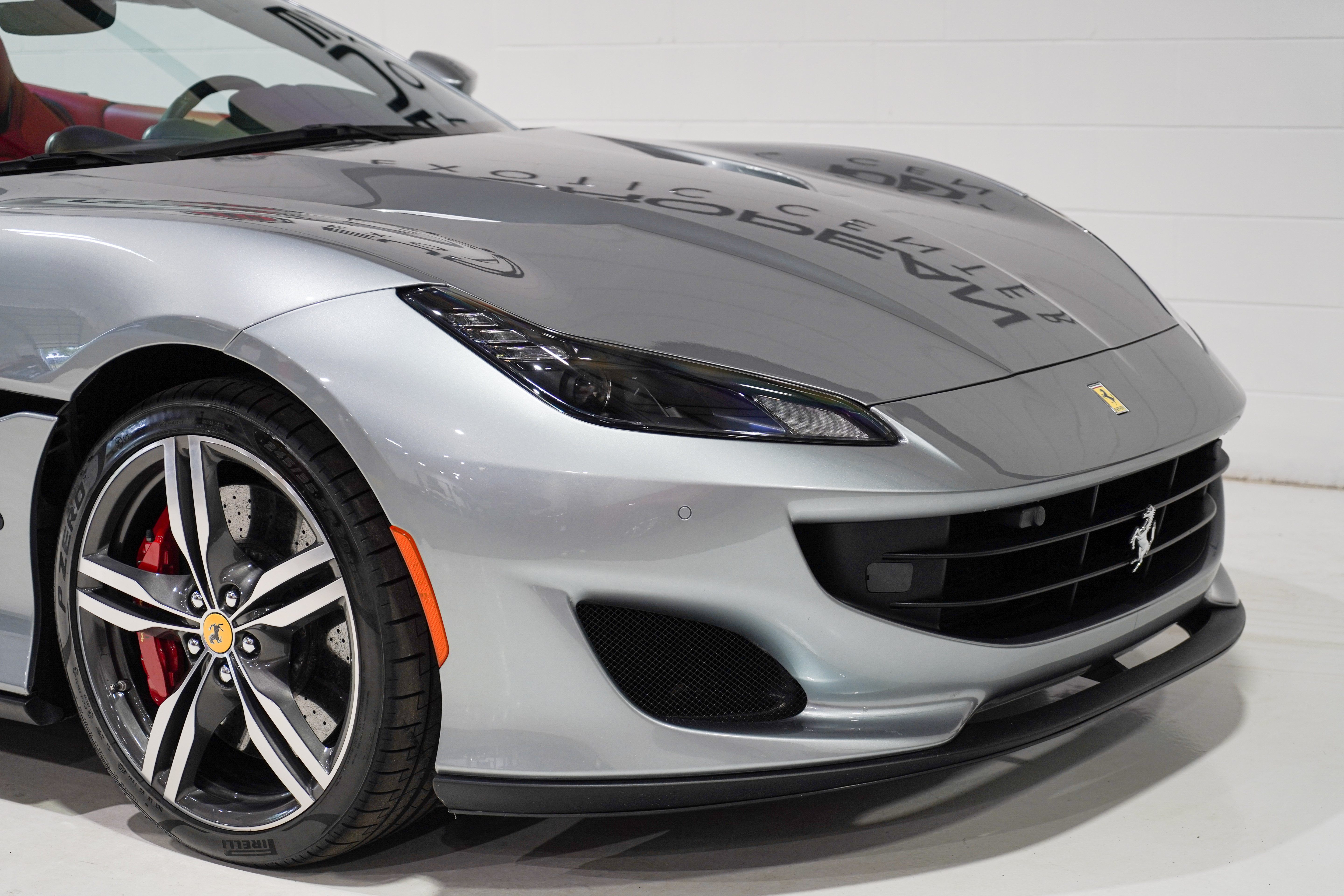 Used 2020 Ferrari Portofino RWD image 22