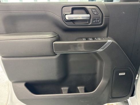 Used 2021 GMC Sierra 2500 AT4 w/ AT4 Premium Plus Package image 18