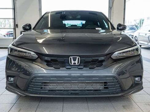 Used 2022 Honda Civic Sport Touring image 2