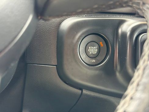 Used 2020 Jeep Wrangler Unlimited Sport AWD/4WD image 18