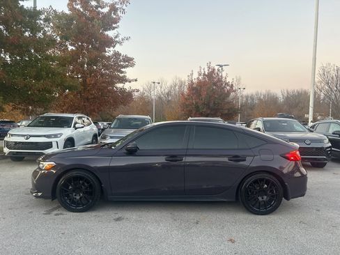 Used 2022 Honda Civic Sport Touring image 4