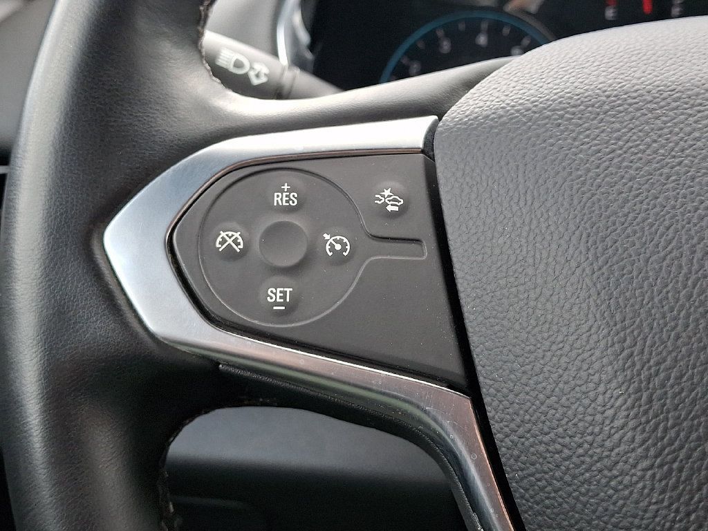 Certified 2023 Chevrolet Traverse LT FWD image 22