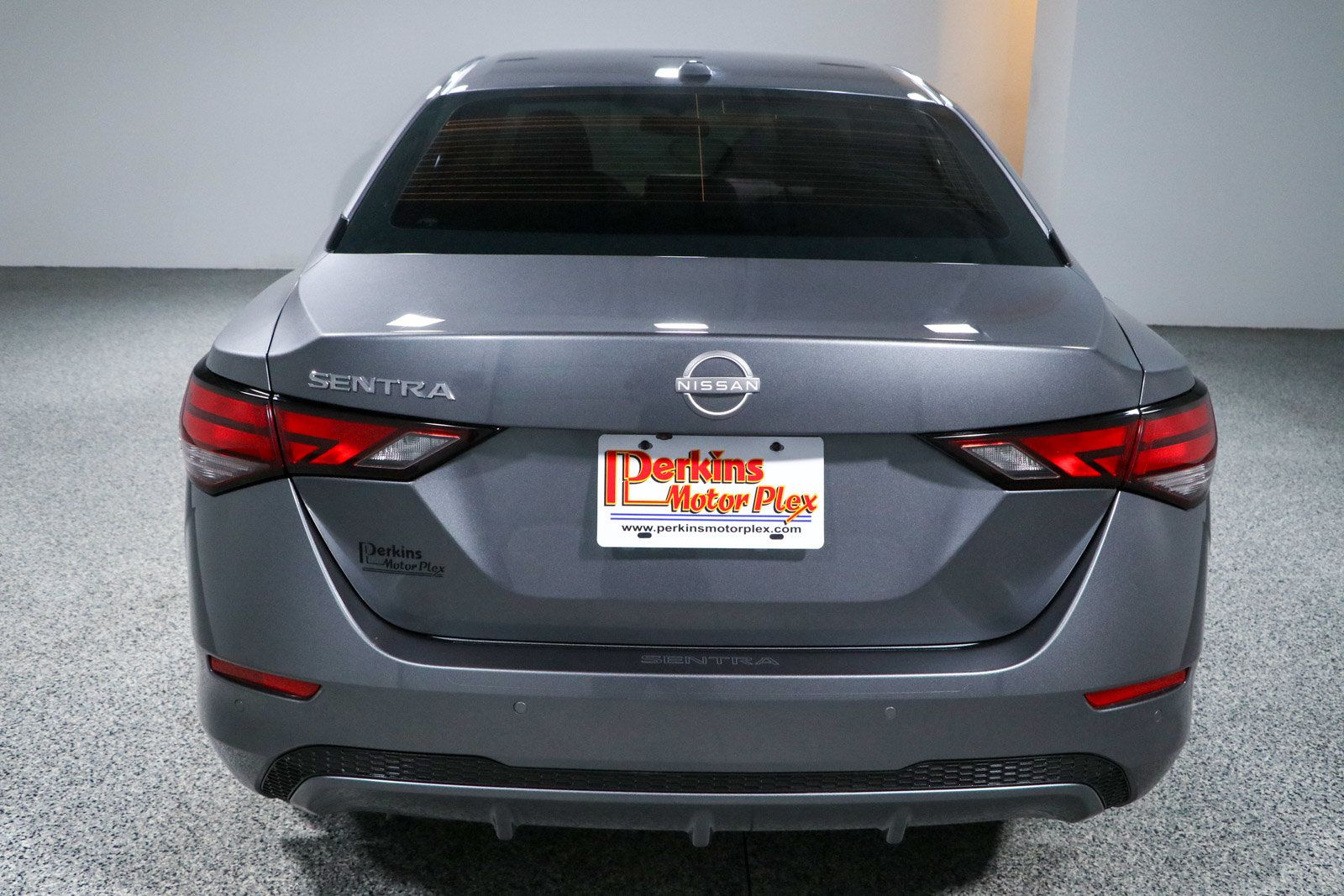Used 2025 Nissan Sentra SV FWD image 8