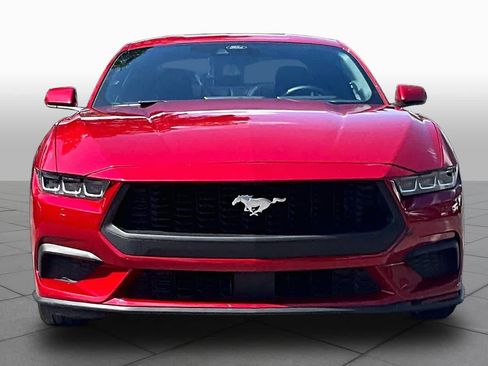 Used 2024 Ford Mustang Coupe RWD image 4