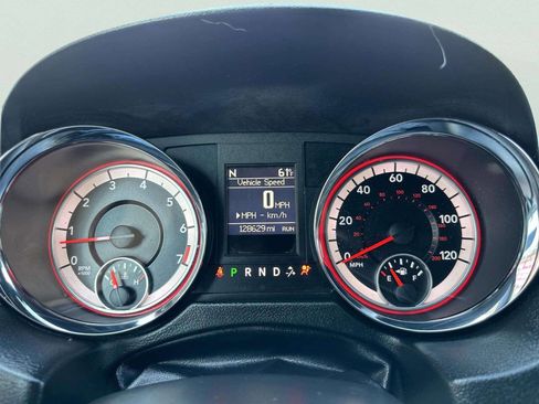 Used 2017 Dodge Grand Caravan GT FWD image 26