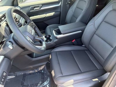 New 2026 GMC Terrain Elevation w/ Elevation Premium Package FWD image 20