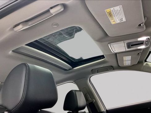 Used 2024 Honda CR-V EX-L image 4